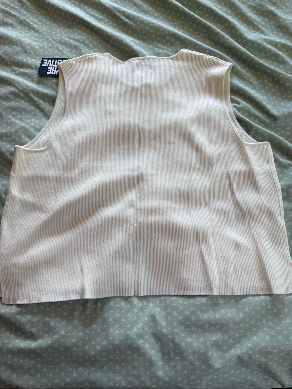 Tie-Front Ribbed Cream Tank Top - Picture 4 of 4